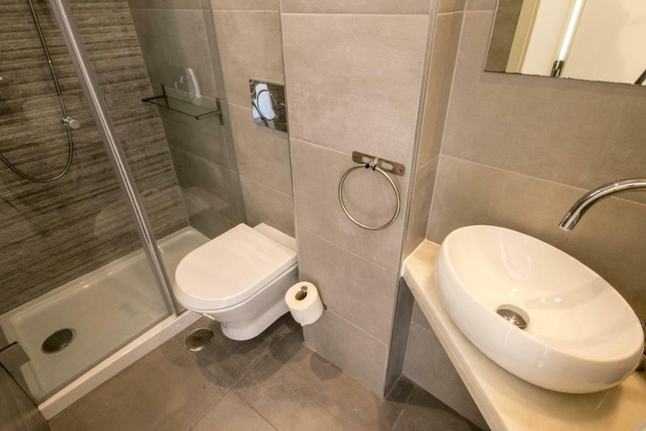 O Veleiro Apartment By Hellovacations Albufeira Eksteriør billede