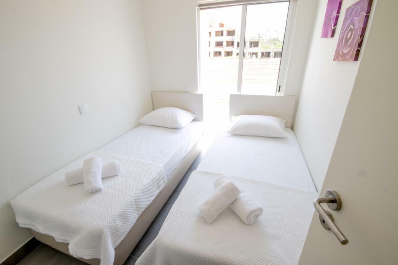 O Veleiro Apartment By Hellovacations Albufeira Eksteriør billede